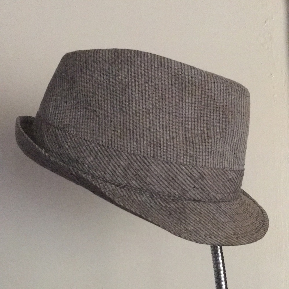 Hat. Trilby. Grey.